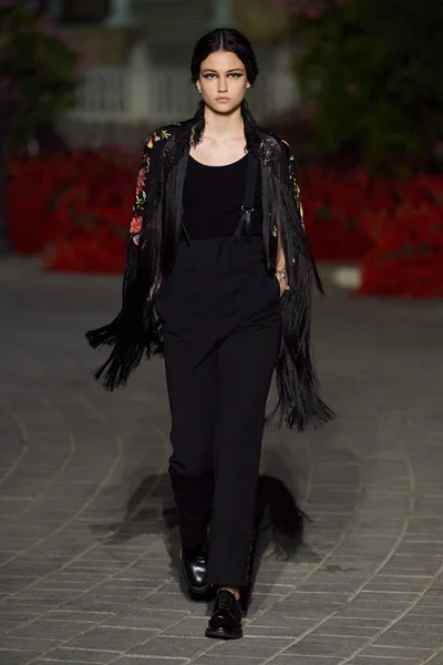 Look 22